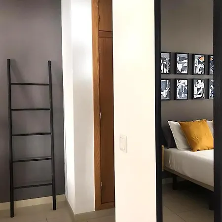 Apartment Elite - Art Collection - Pablo Merida