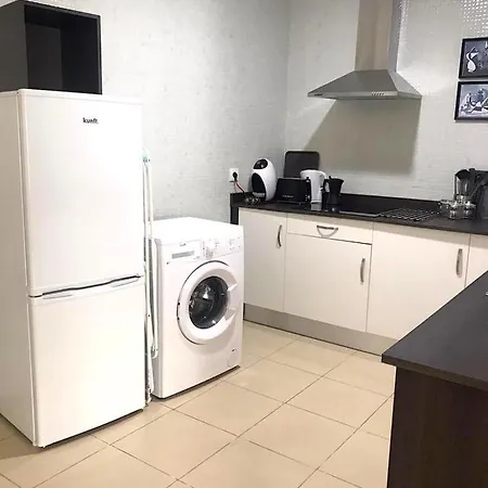 Apartment Elite - Art Collection - Pablo Merida