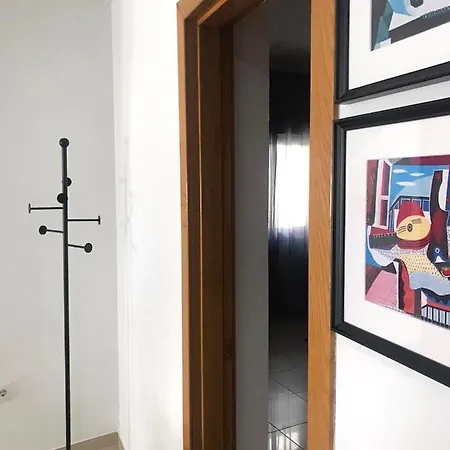 Elite - Art Collection - Pablo Apartment *