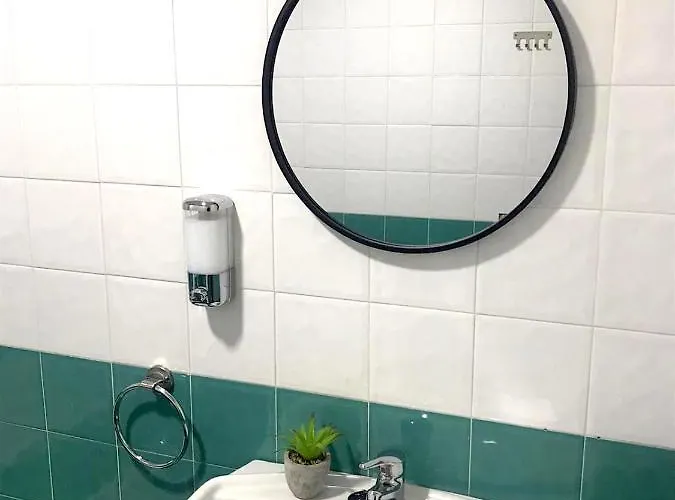 Elite - Art Collection - Pablo Apartamento